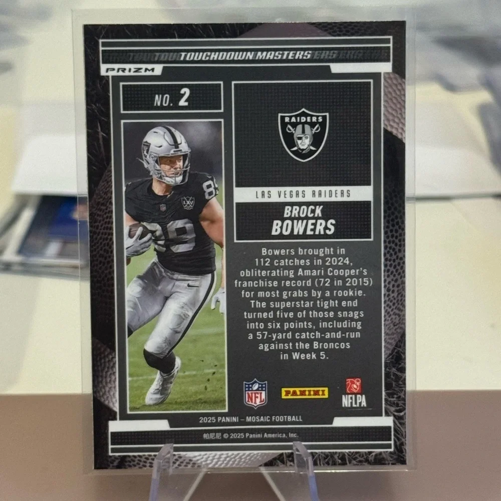 🔥 2025 Brock Bowers Panini Mosaic Orange Fluorescent Touchdown Masters Prizm - Picture 2 of 2